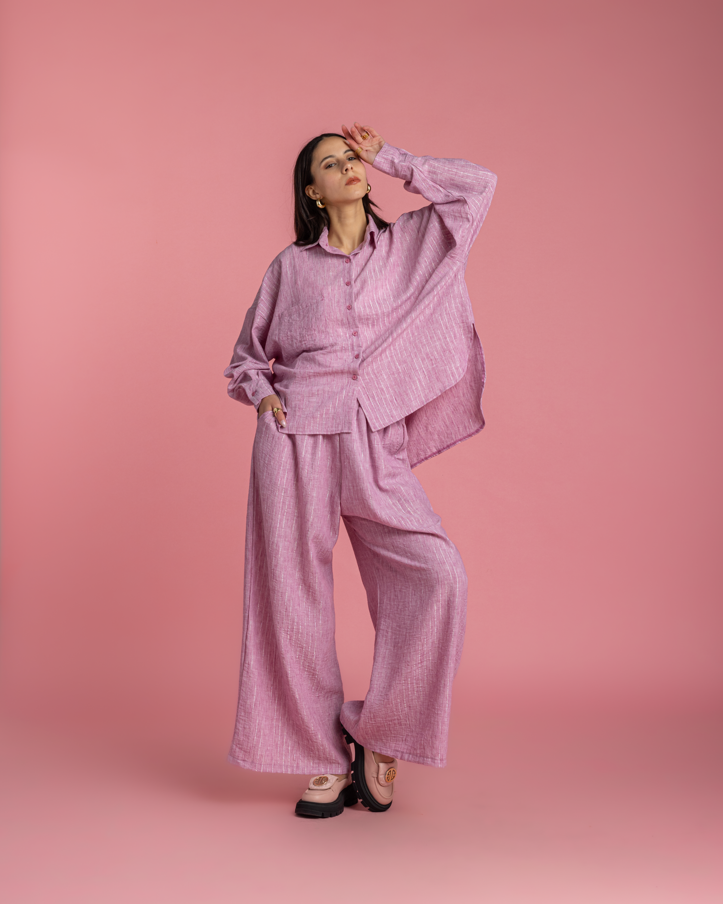 Linen Set with Silver Metallic Lines - Pink