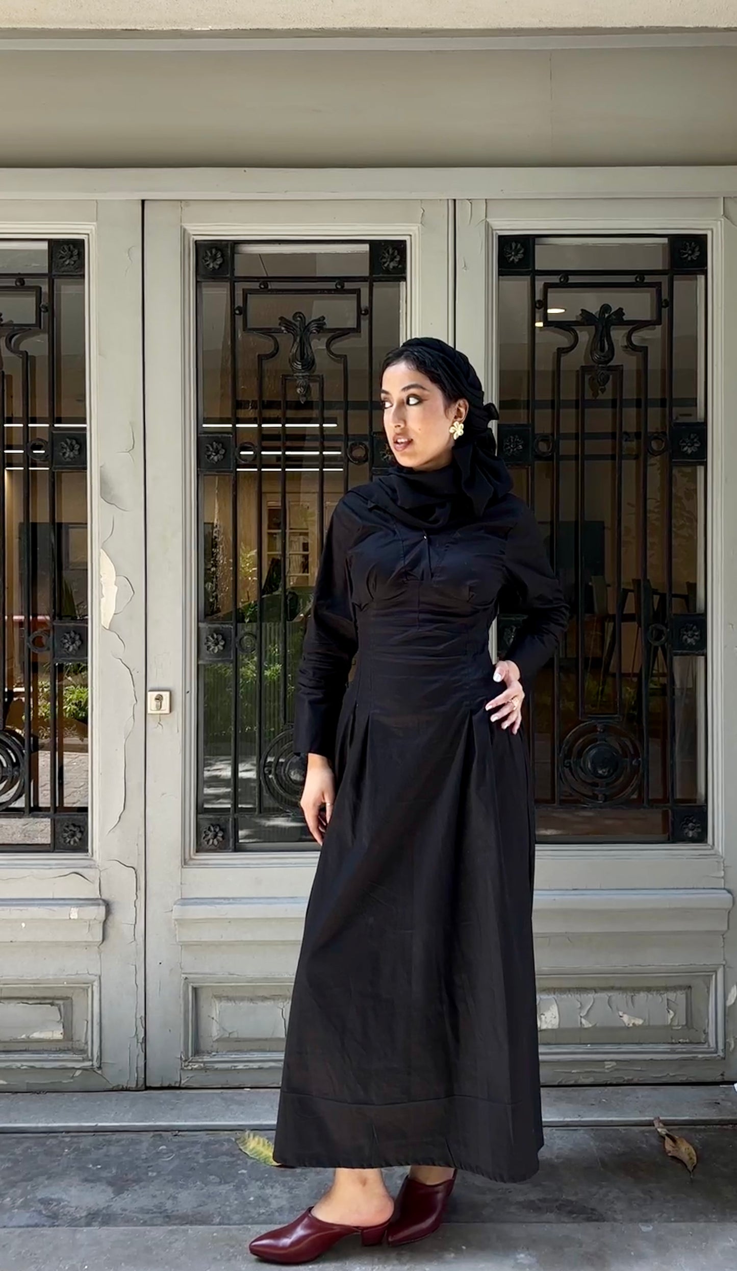 Cinched waist dress-black