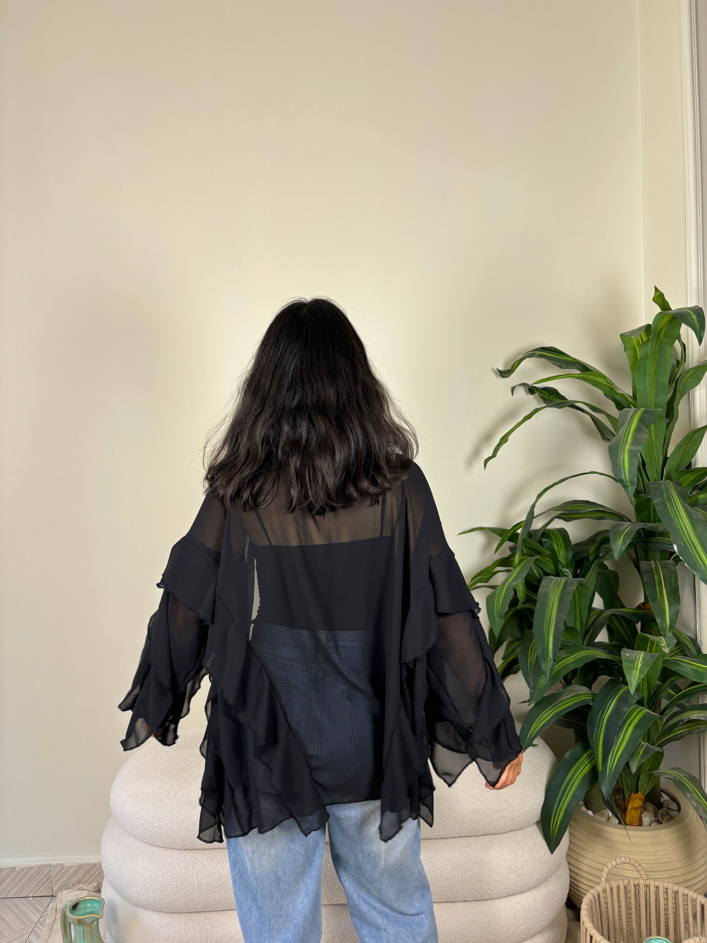 Ruffles kimono-black