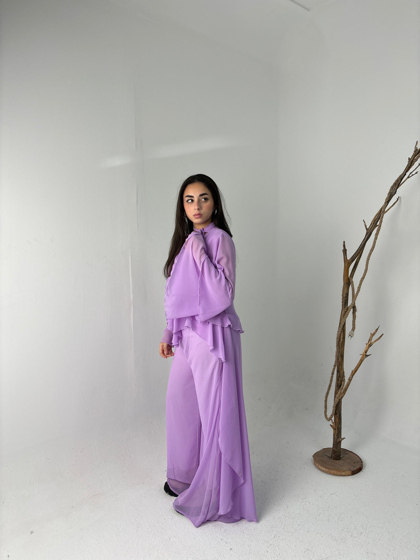 Open blouse ruffles-lavender