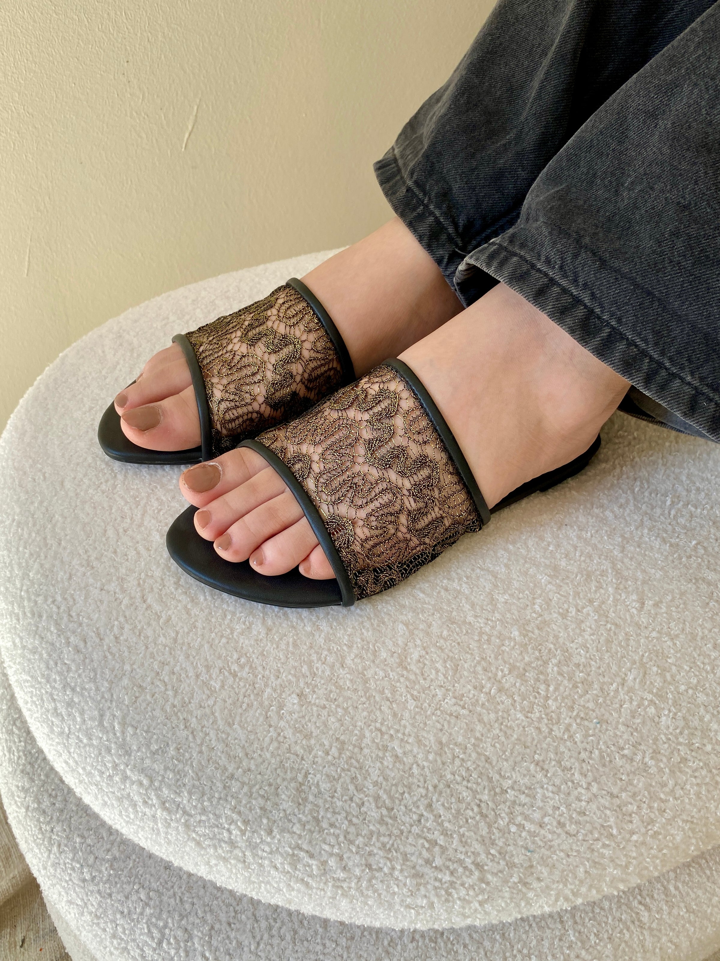 Alora Dentelle Slippers - Black