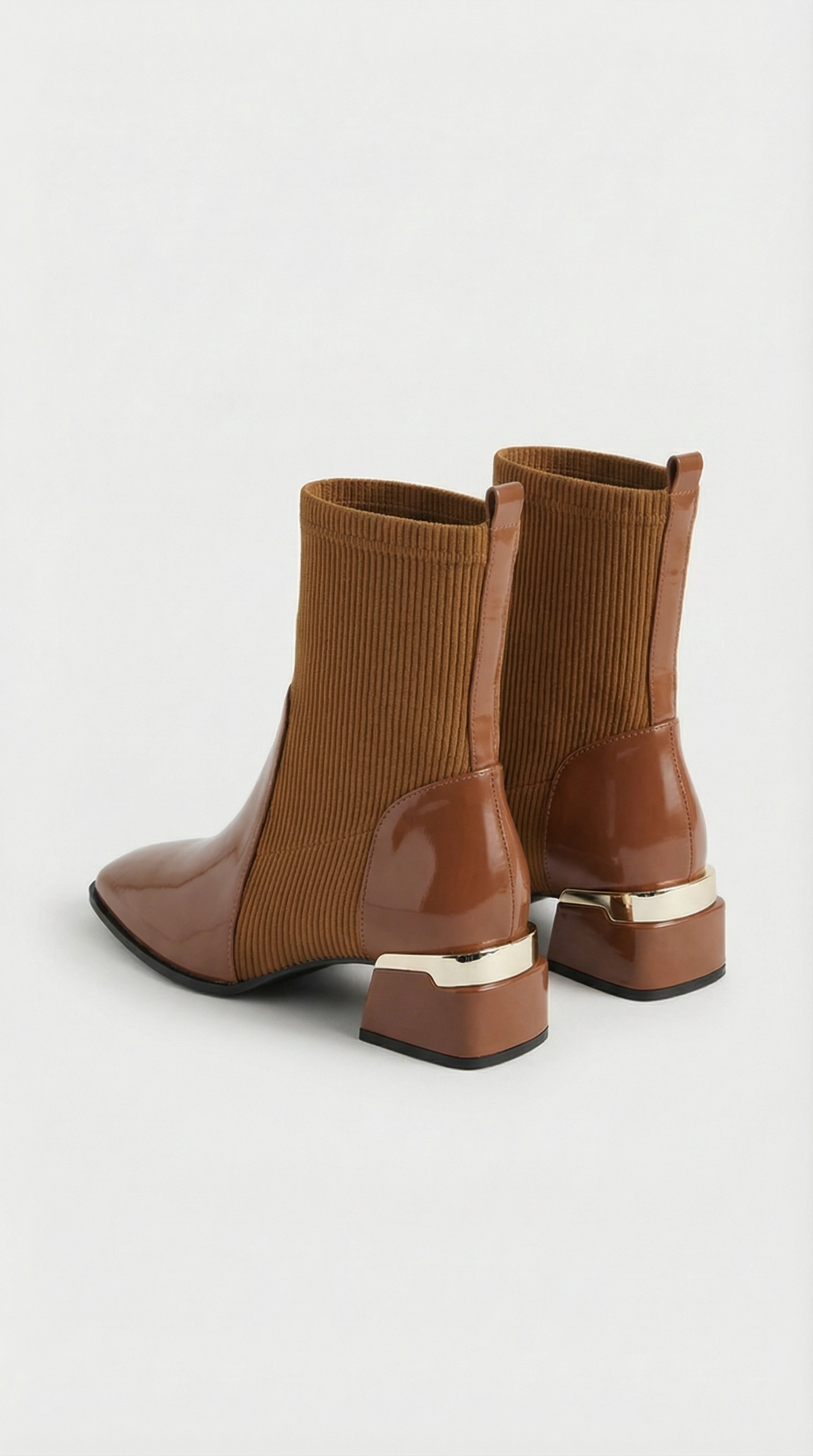 Vernis x Tricot Boots