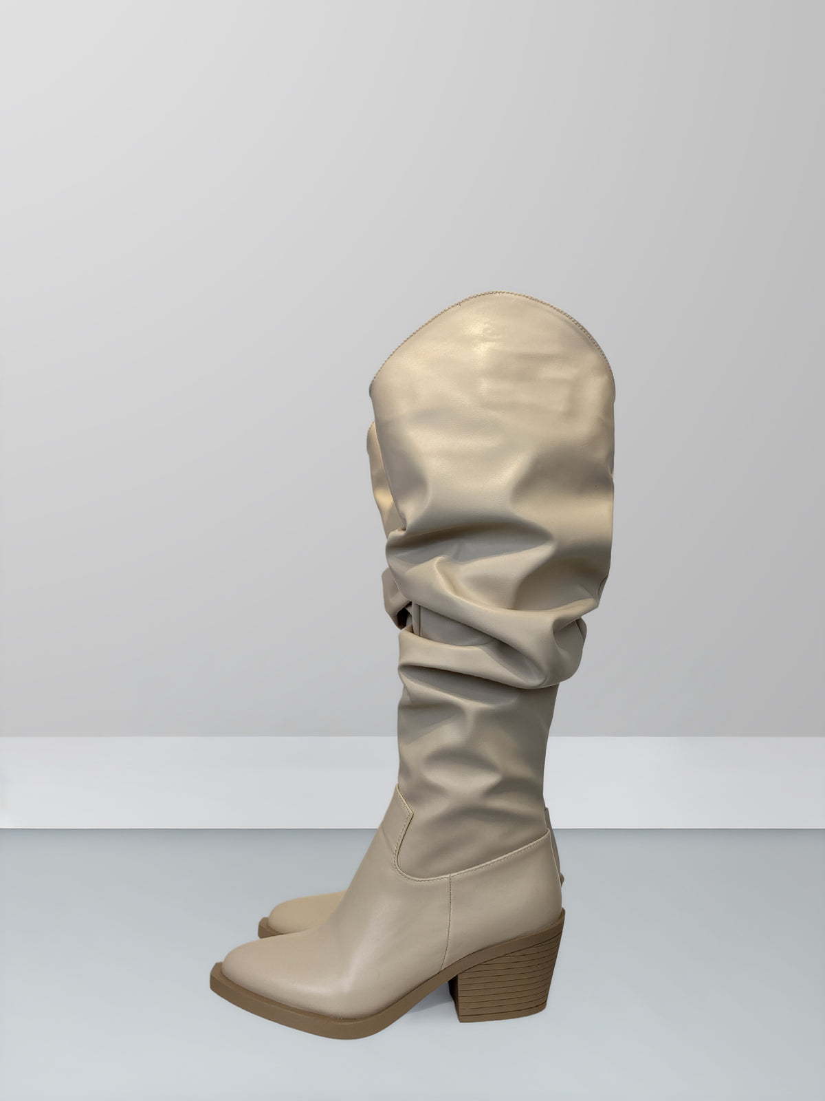 Folds Leather Boots