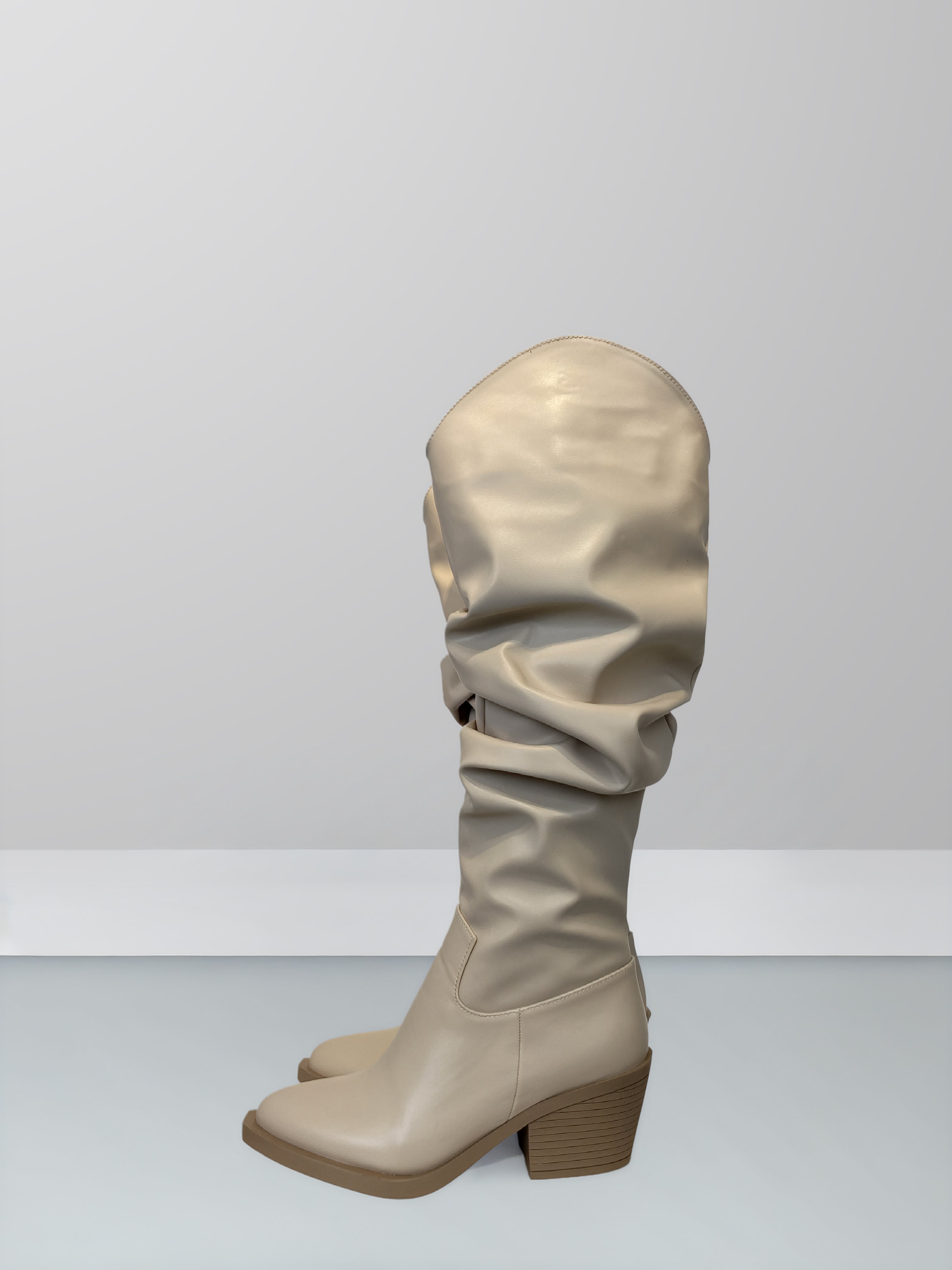 Folds Leather Boots