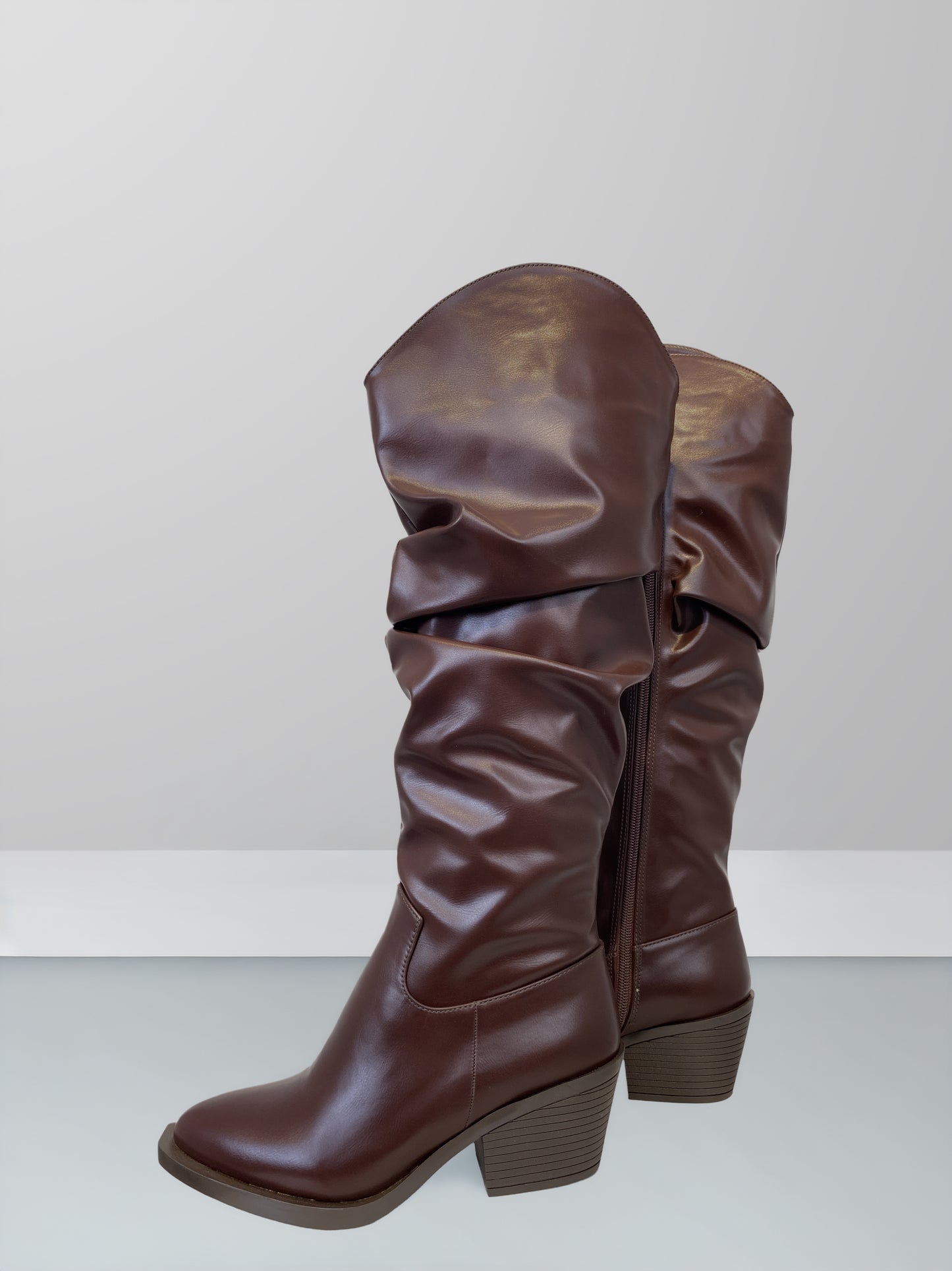 Folds Leather Boots
