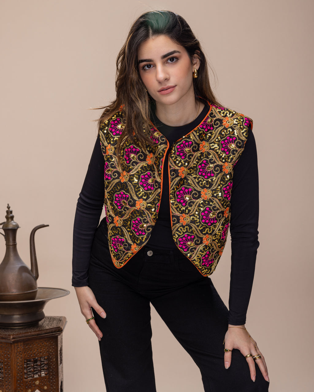 Nile Vest - Black x Purple