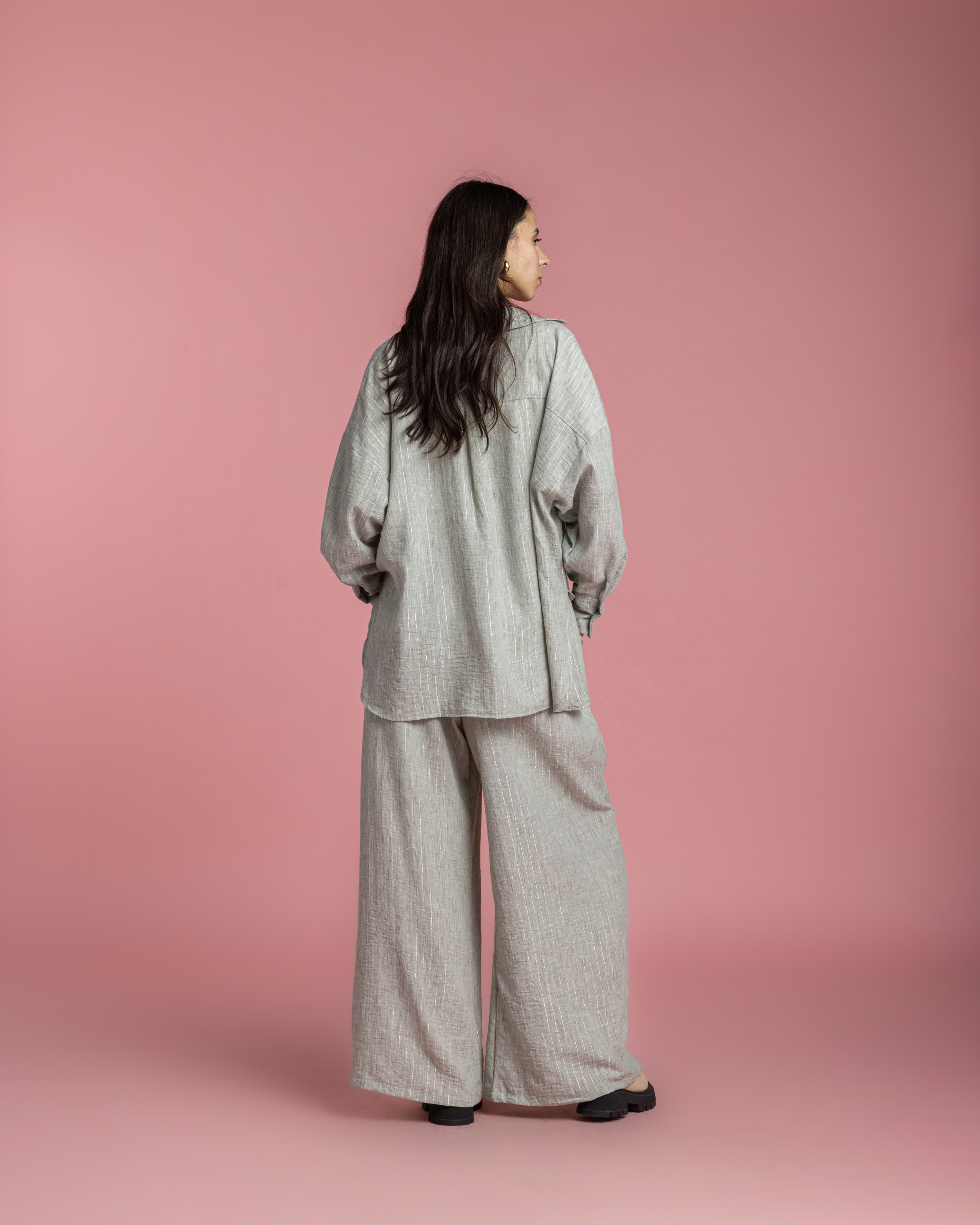 Linen Set with Silver Metallic Lines - Green