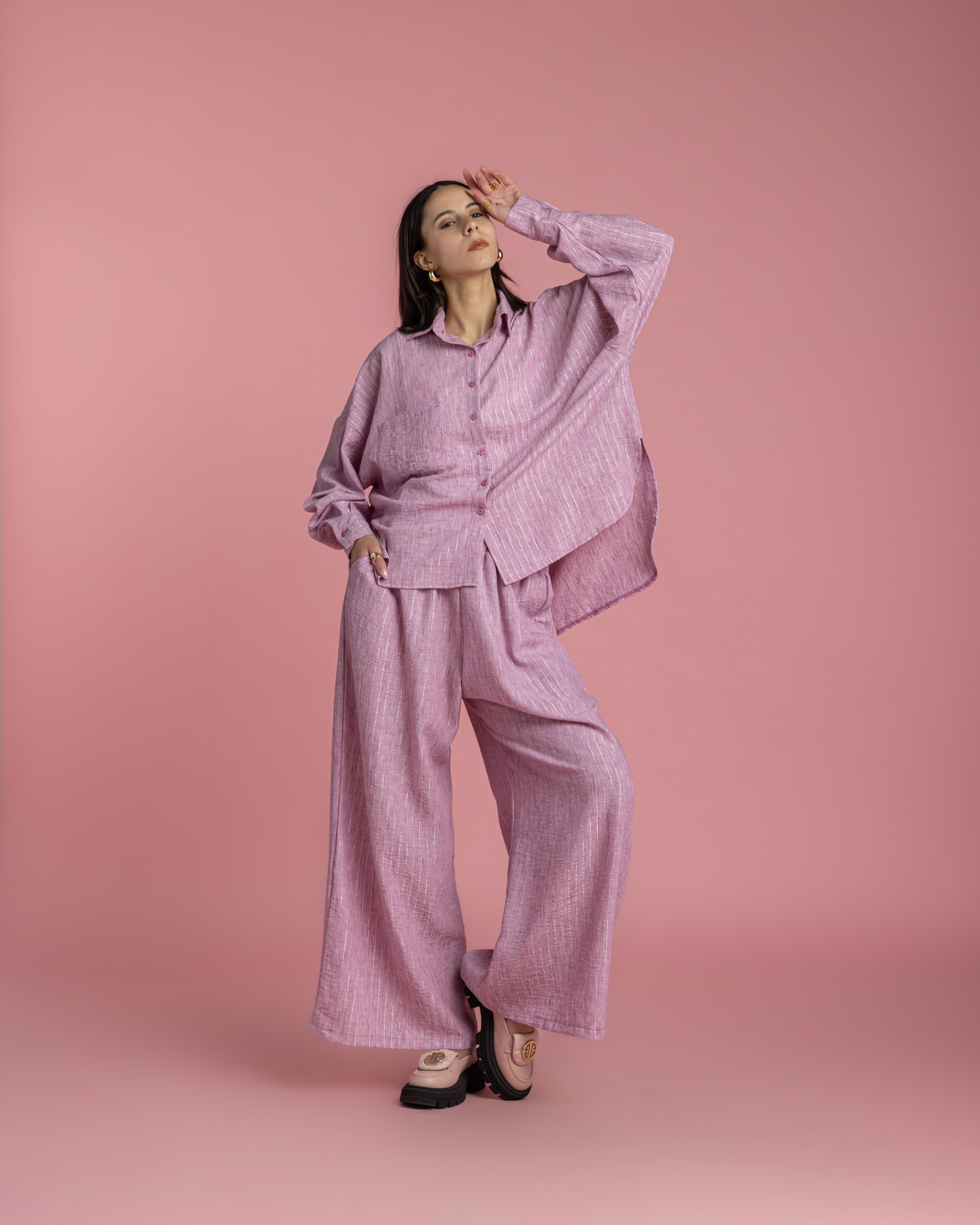 Linen Set with Silver Metallic Lines - Pink