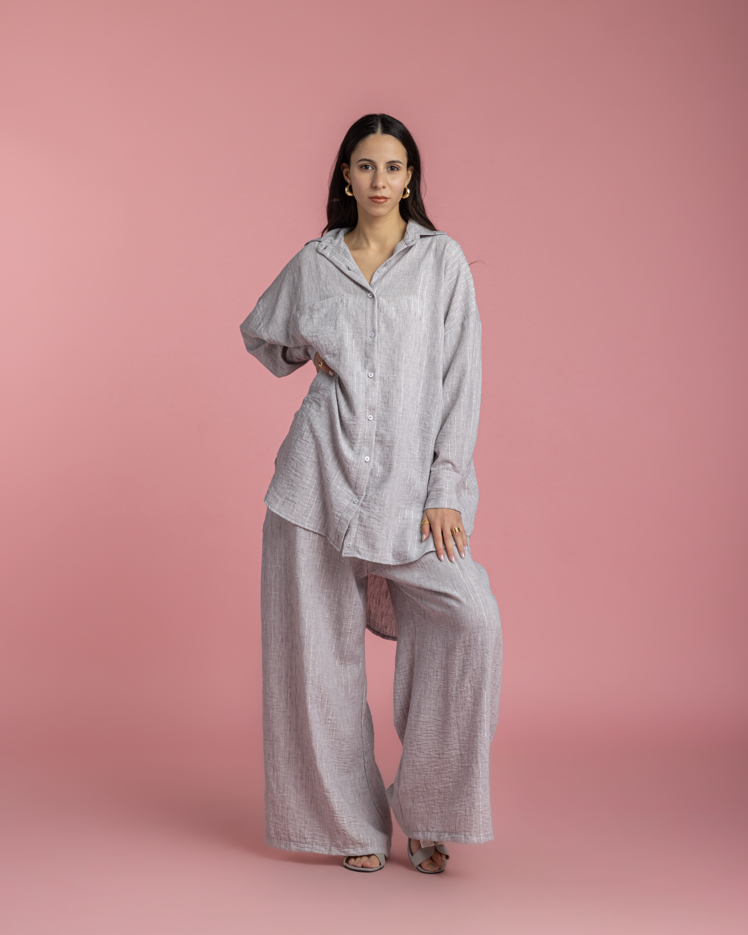 Linen Set with Silver Metallic Lines - Grey