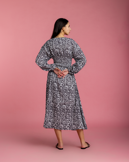 Rio Cinched Waist Dress - Black & White