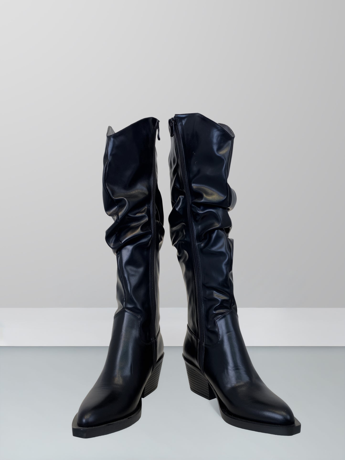 Folds Leather Boots