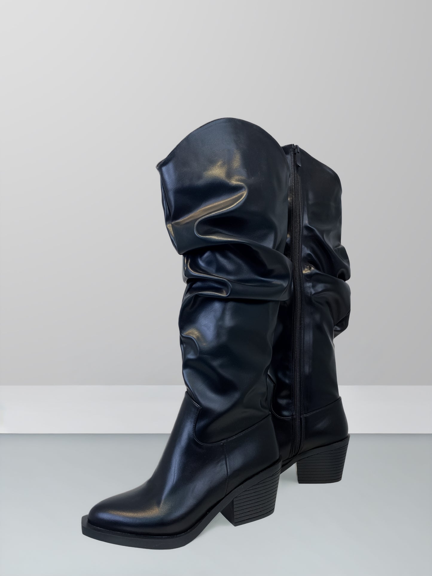 Folds Leather Boots