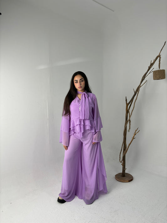 Open blouse ruffles-lavender