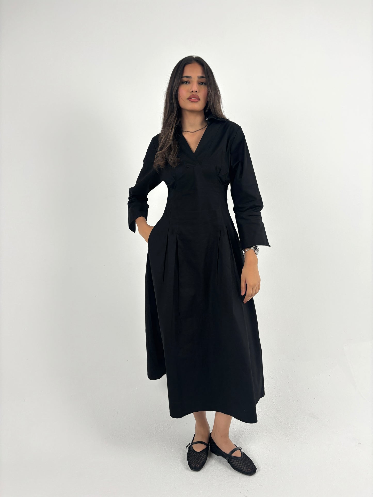 Cinched waist dress-black