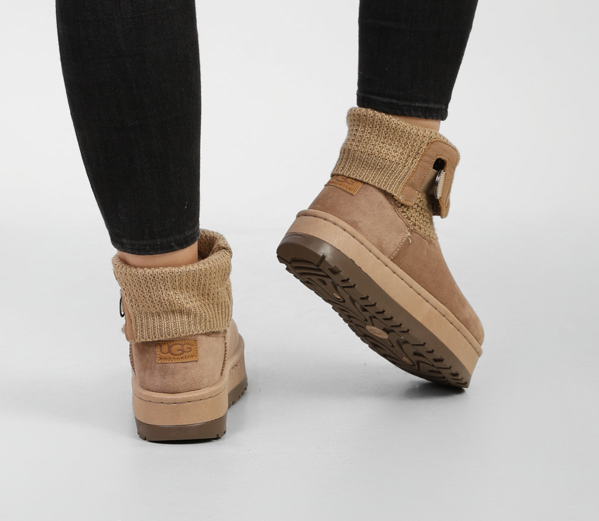 Knit uggs