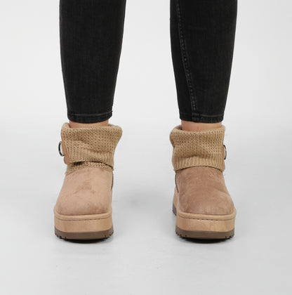 Knit uggs