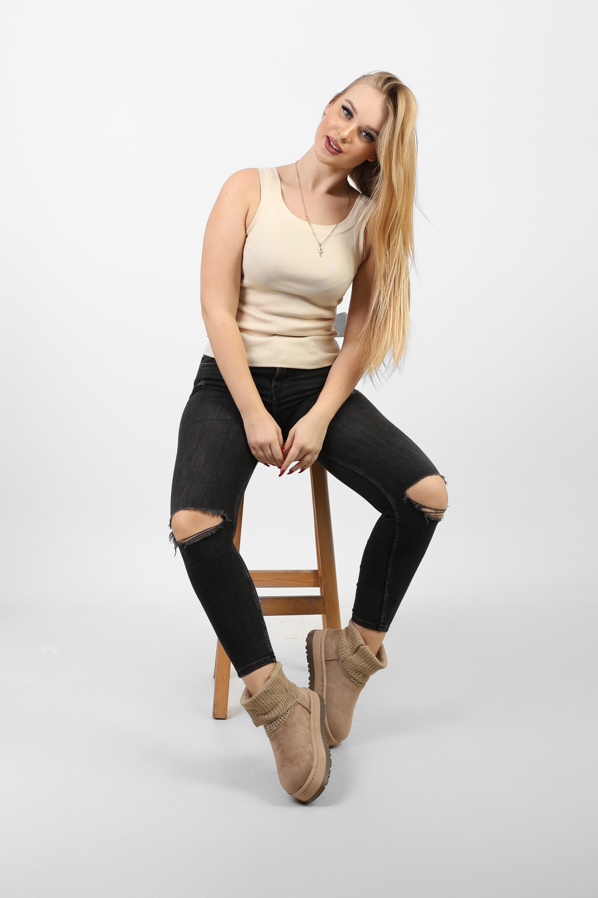 Knit uggs