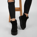Knit uggs