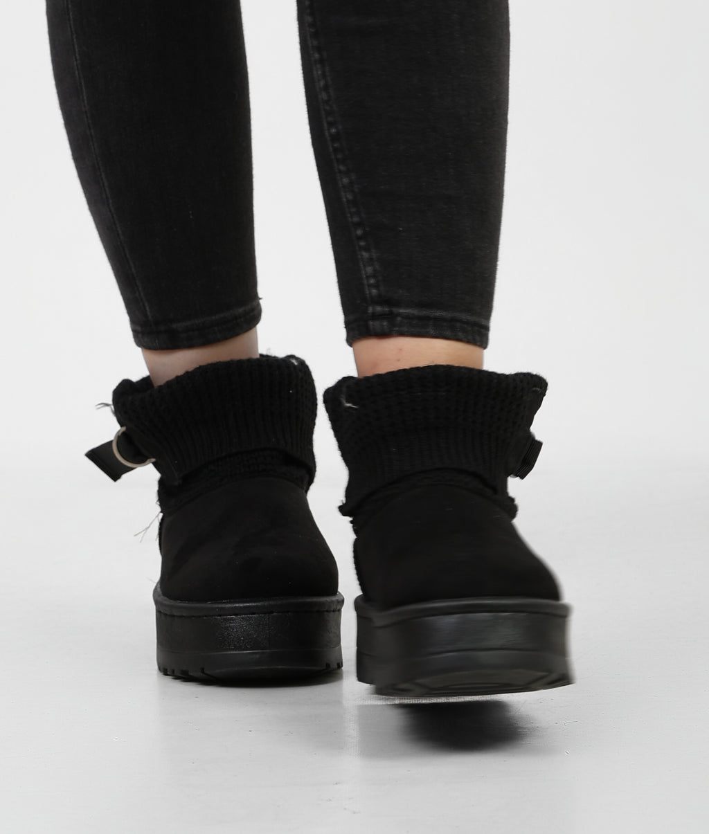 Knit uggs