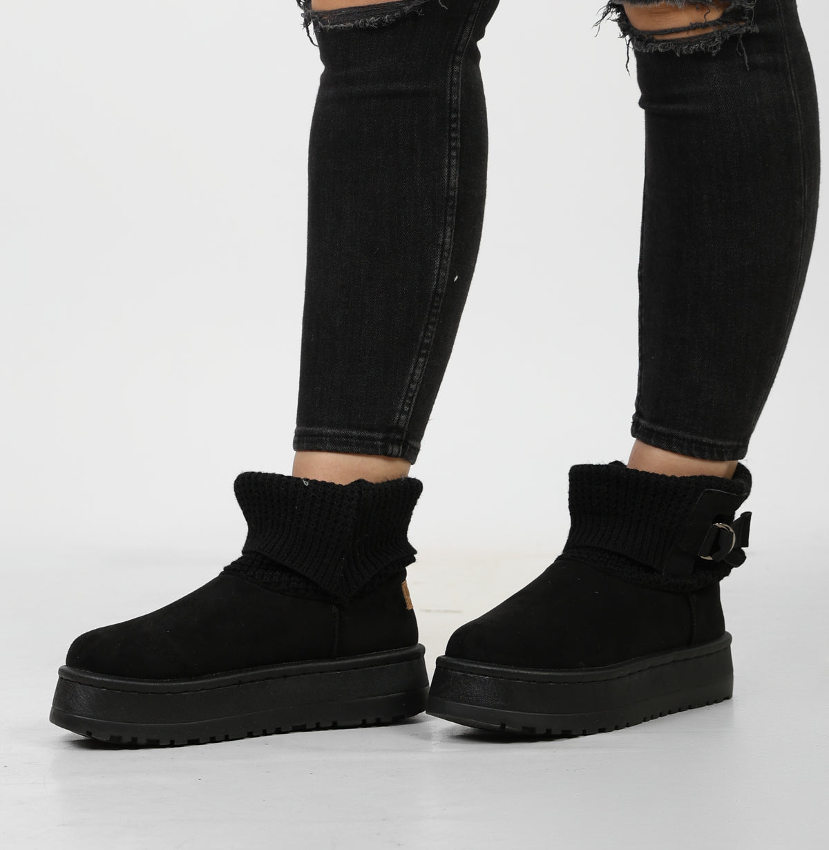 Knit uggs