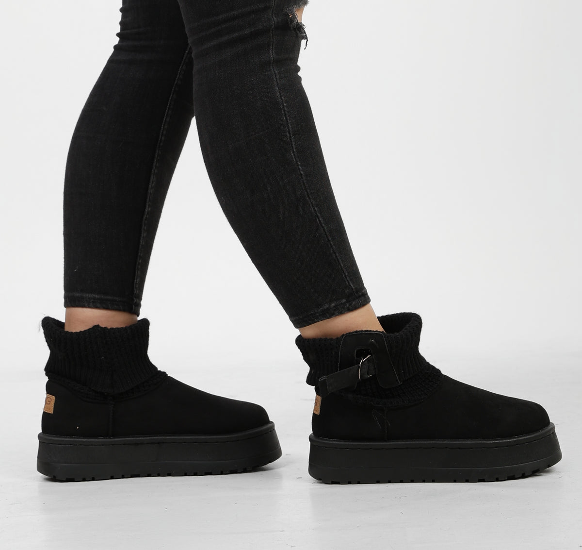Knit uggs