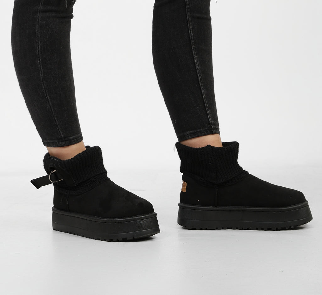 Knit uggs