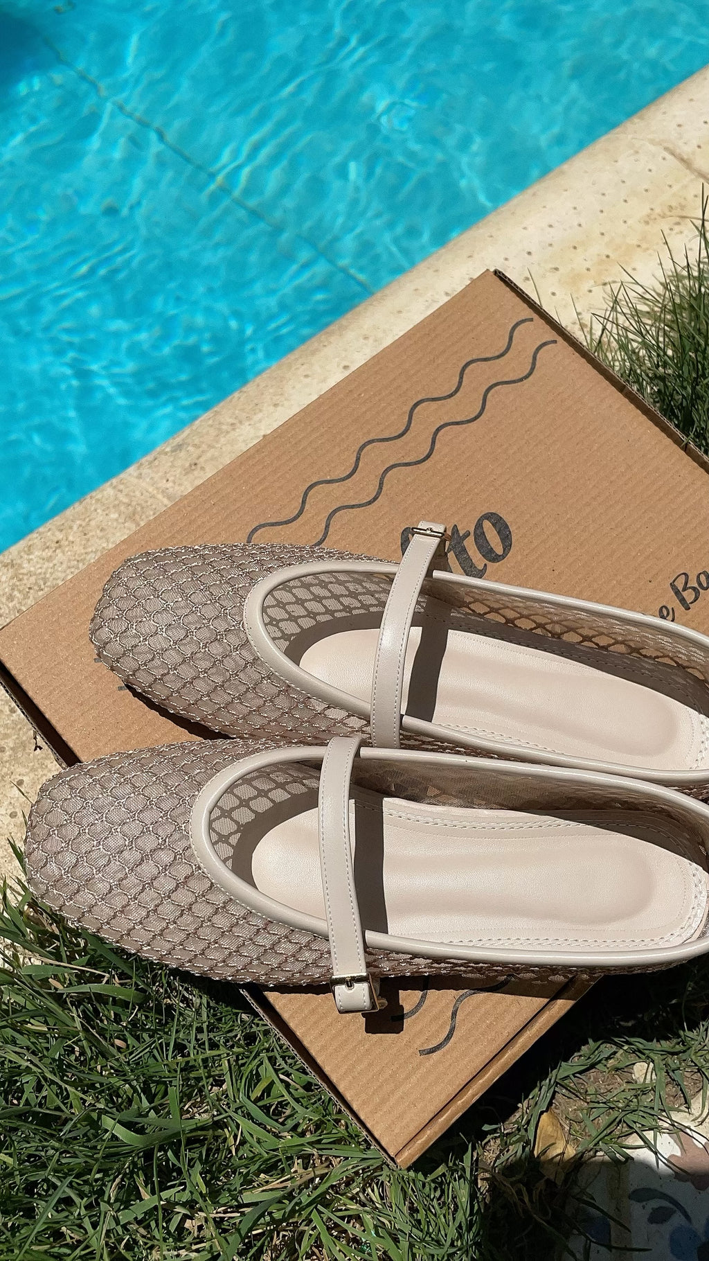 Summer Net Ballerinas - Beige