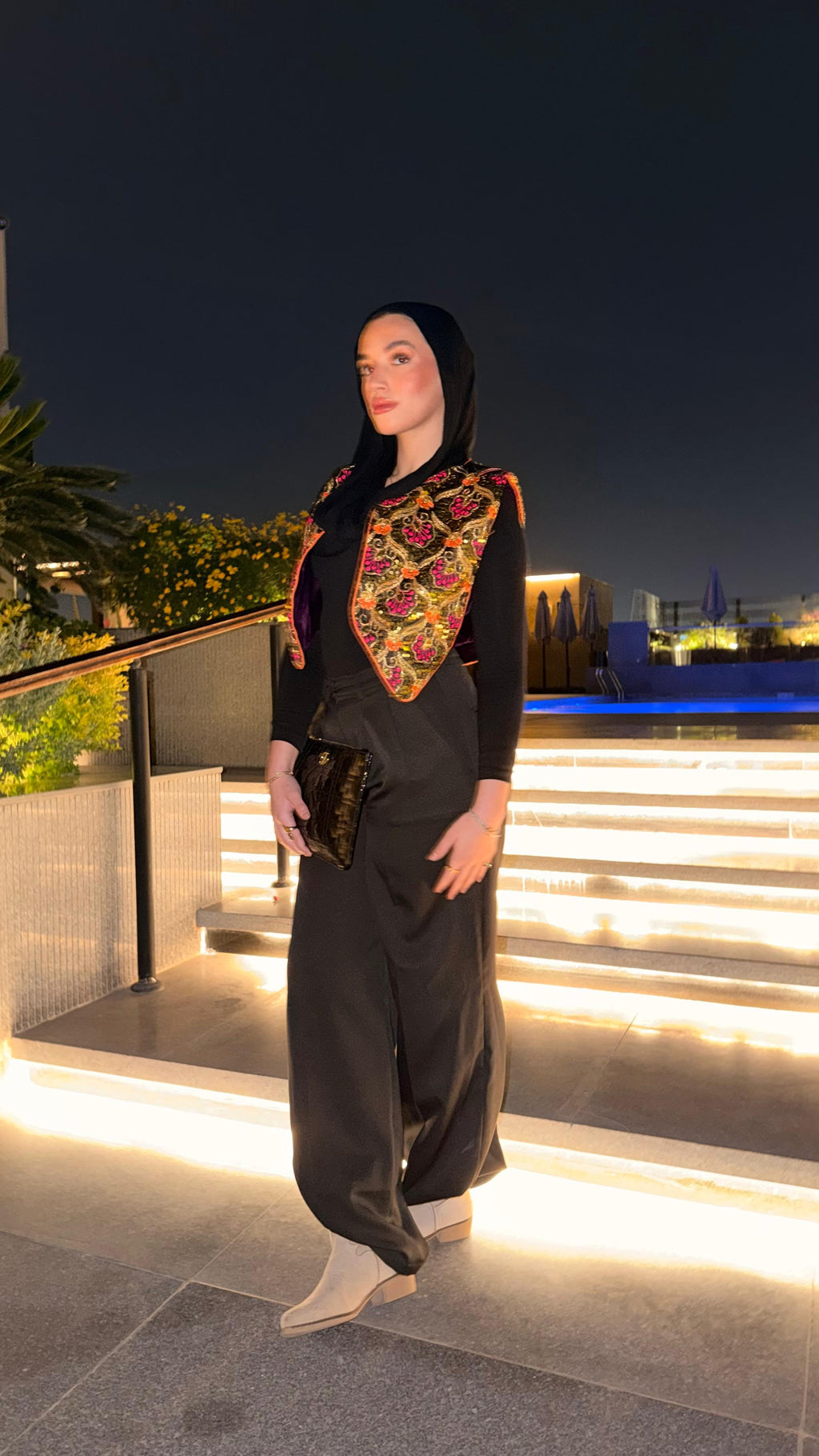 Nile Vest - Black x Purple