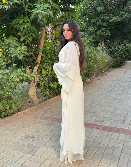 Ruffles set-off white