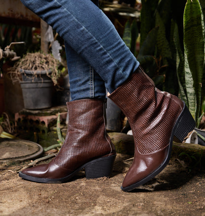 Verra Boots