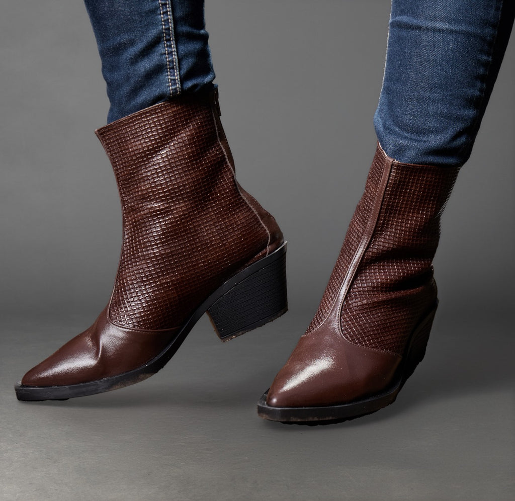 Verra Boots