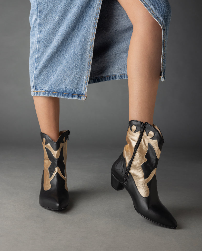 Mariposa Cowgirl Boots -  Order one size up