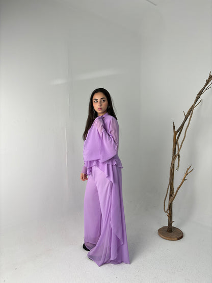Open blouse ruffles-lavender