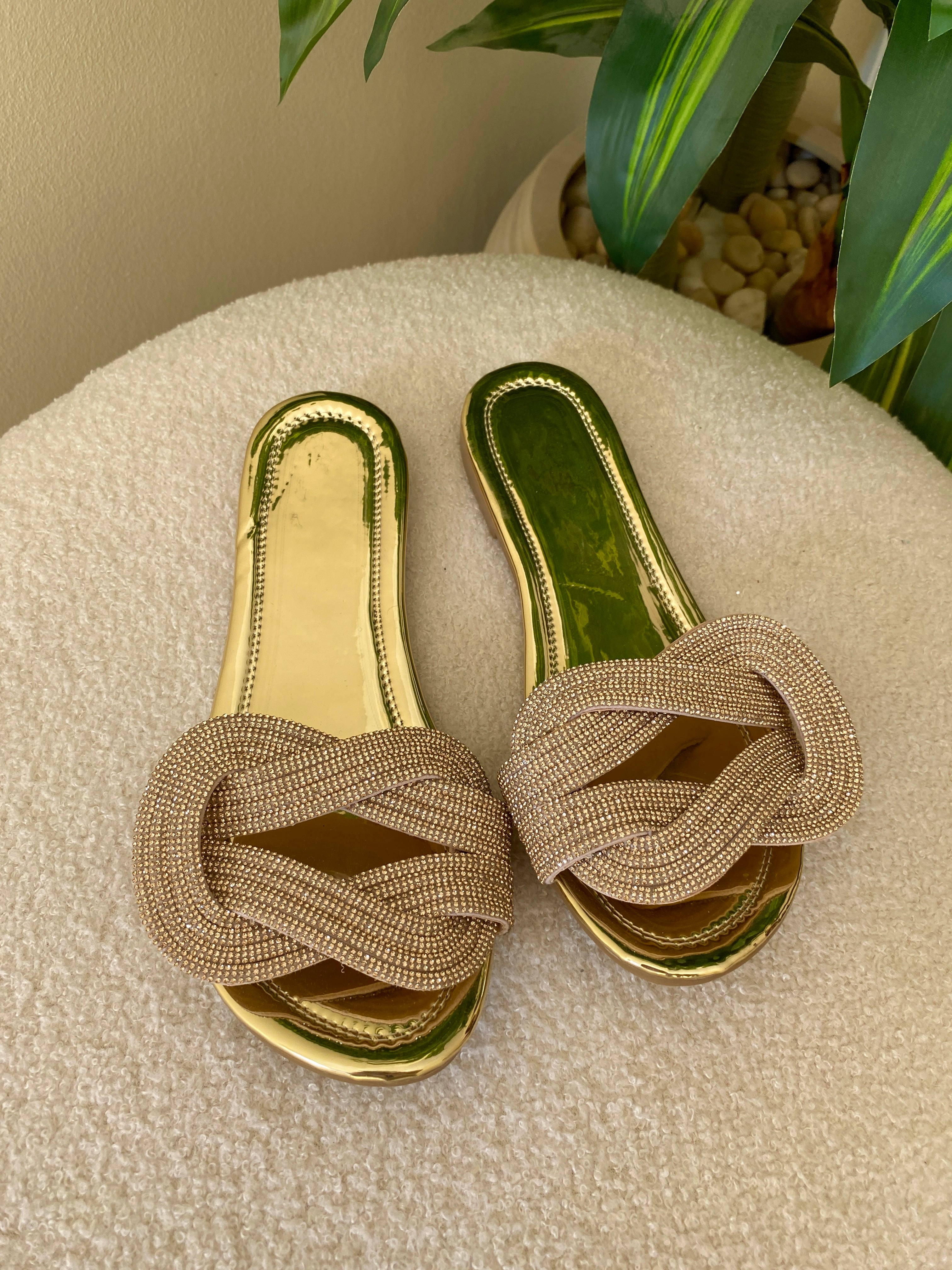 Knots & Diamonds Slippers - Gold