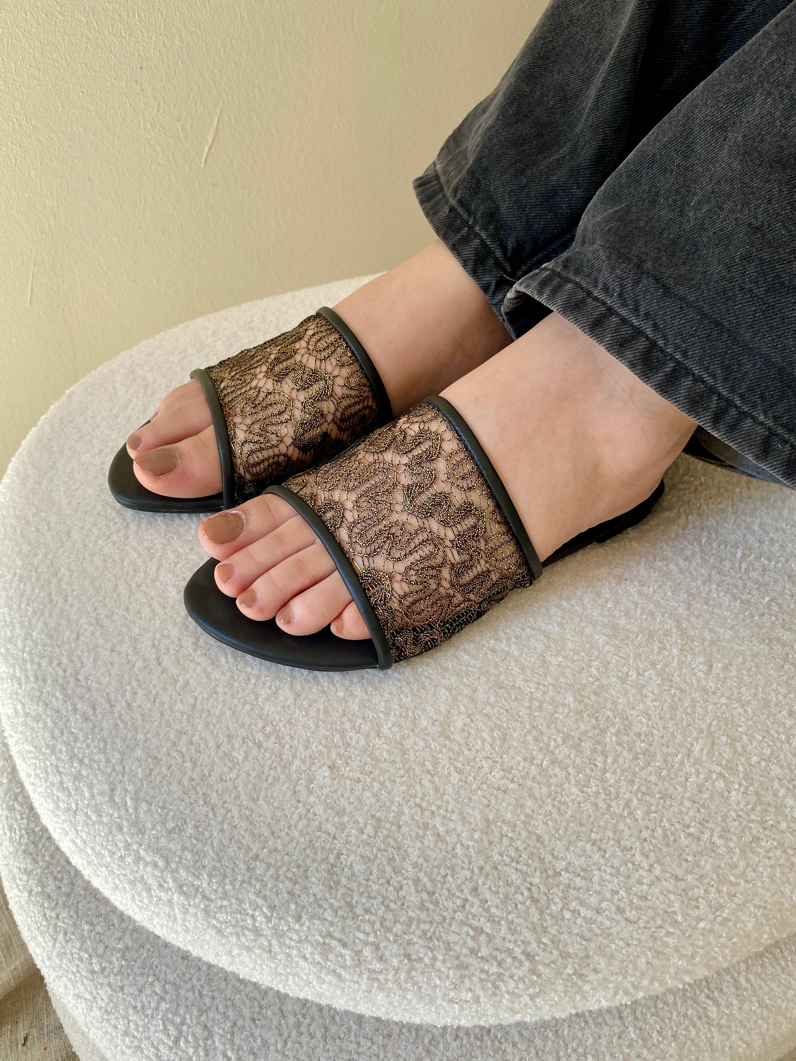 Alora Dentelle Slippers - Black