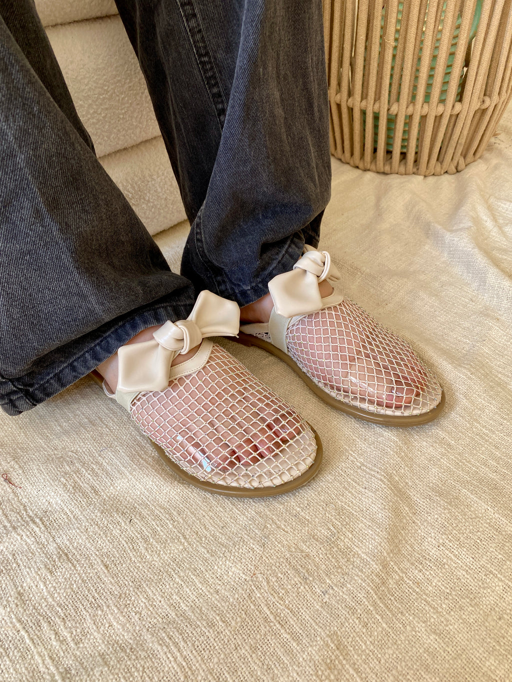 Ami Diamond Mules - Beige