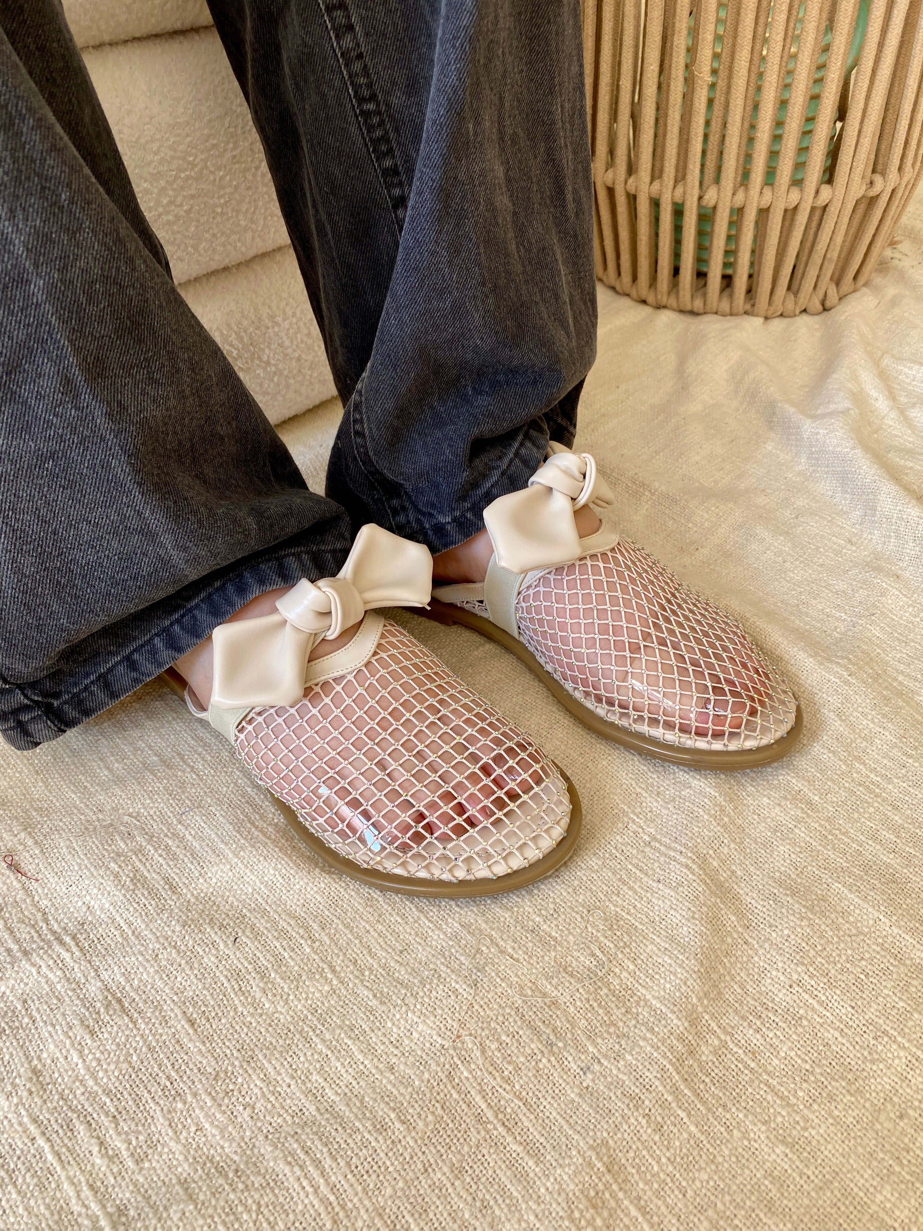 Ami Diamond Mules - Beige