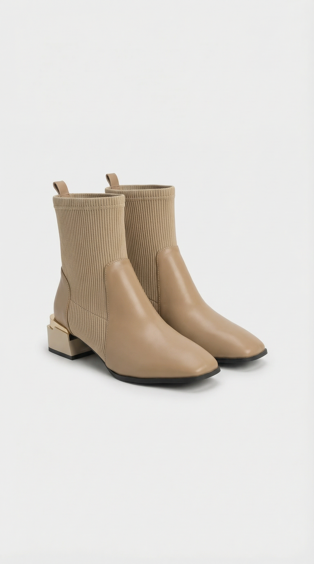 Vernis x Tricot Boots