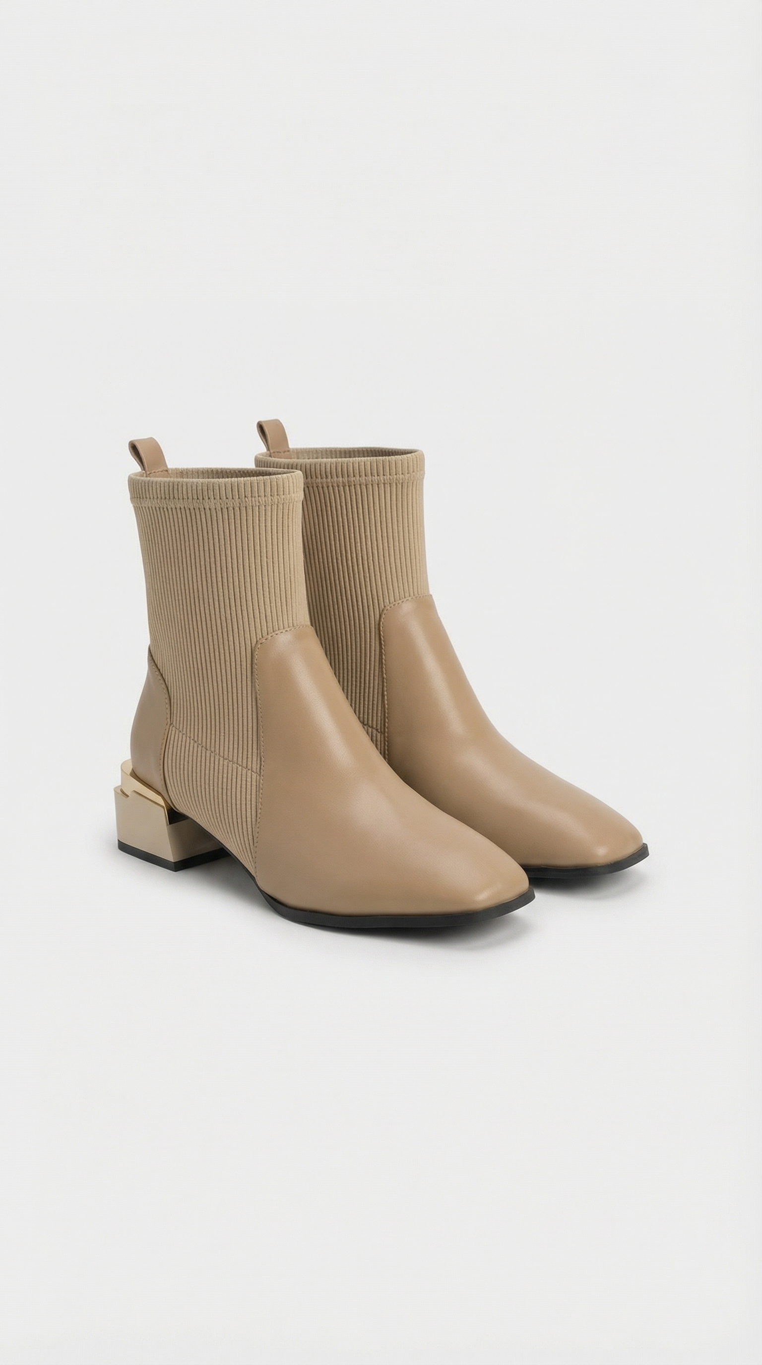 Vernis x Tricot Boots