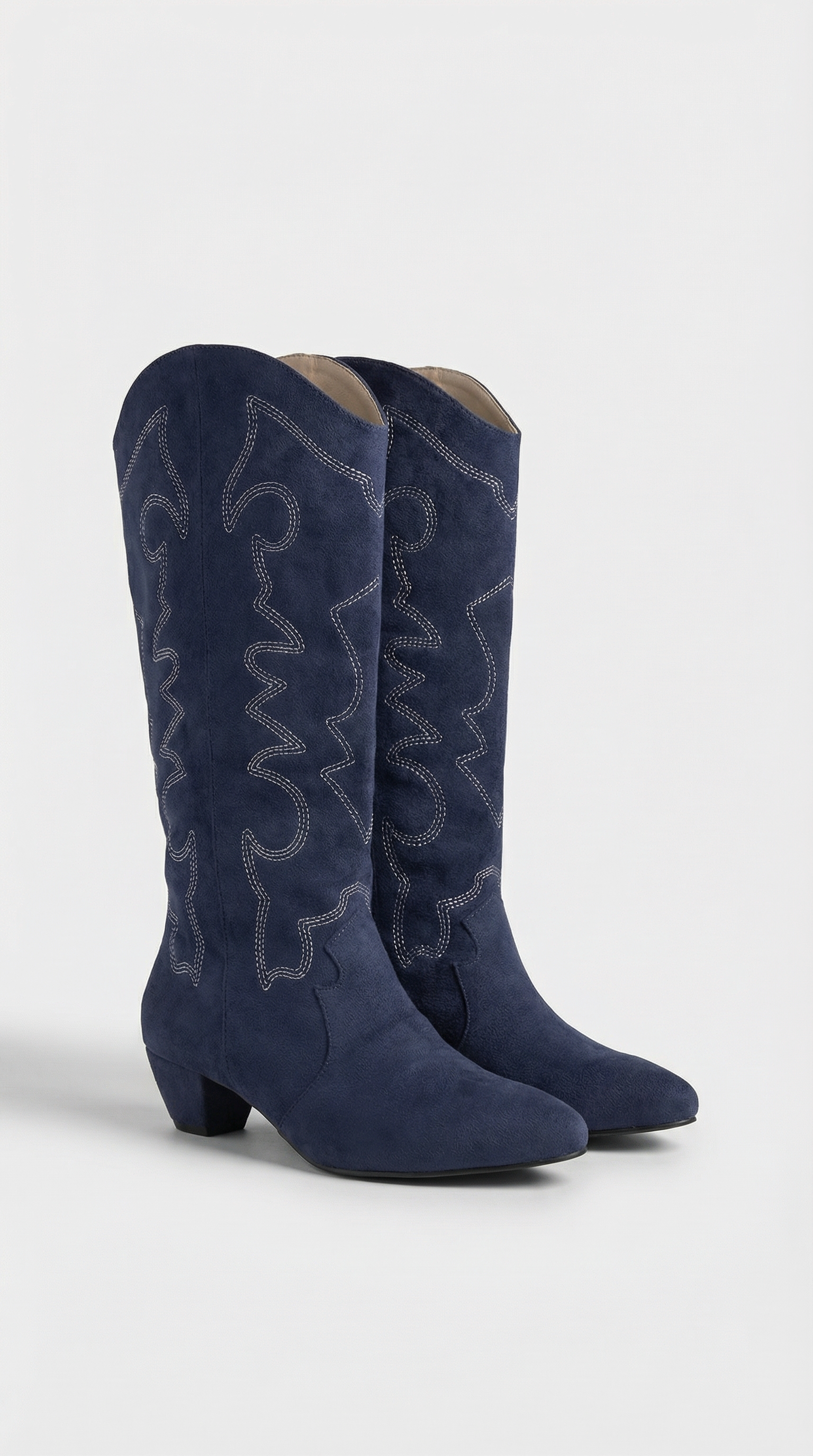 Detalles Suede Cowgirl Boots