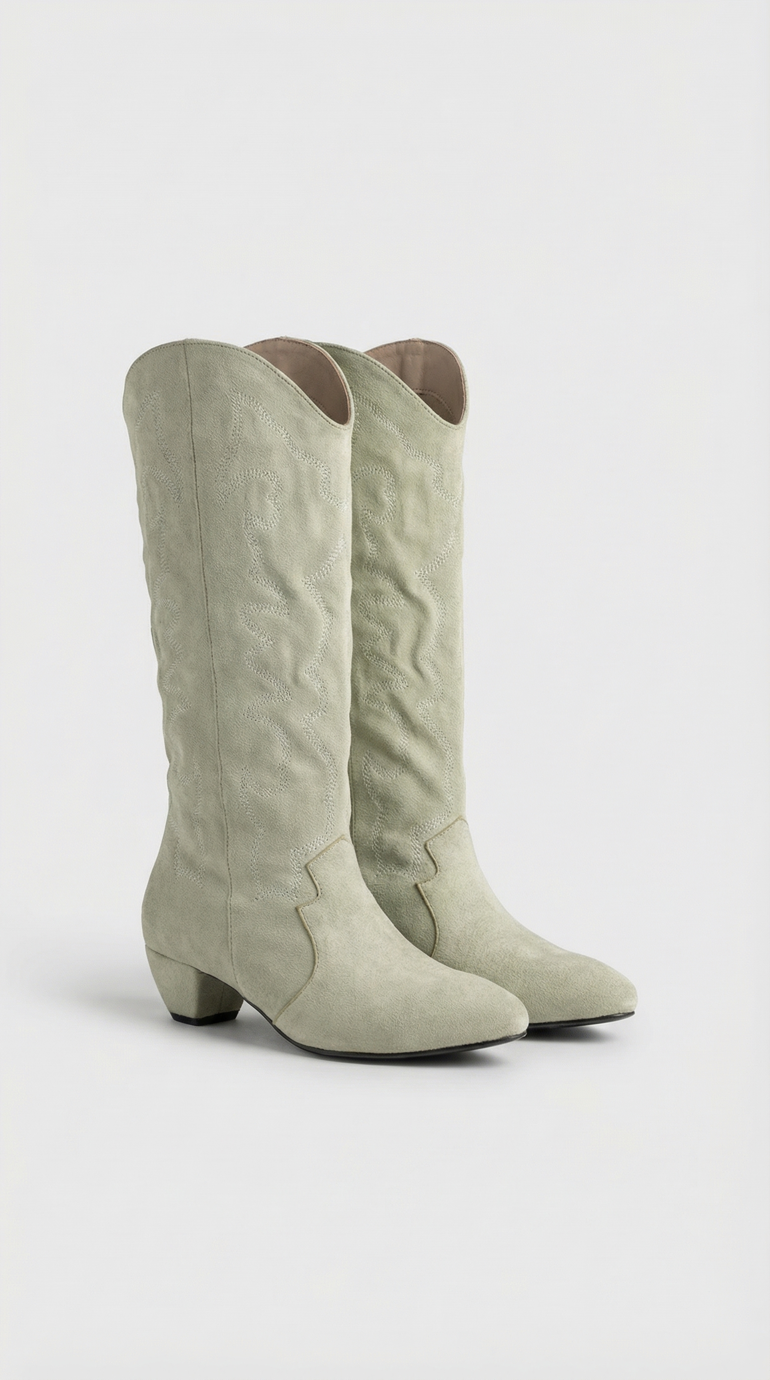 Detalles Suede Cowgirl Boots