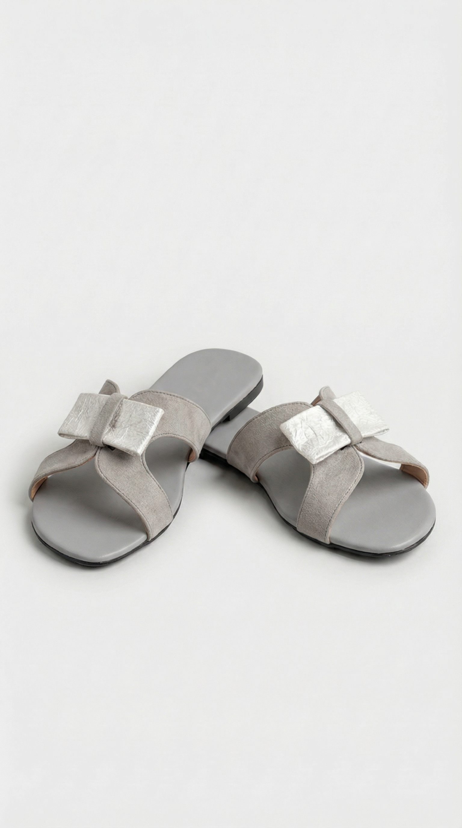 Ananas Bow Slipper - Grey x White