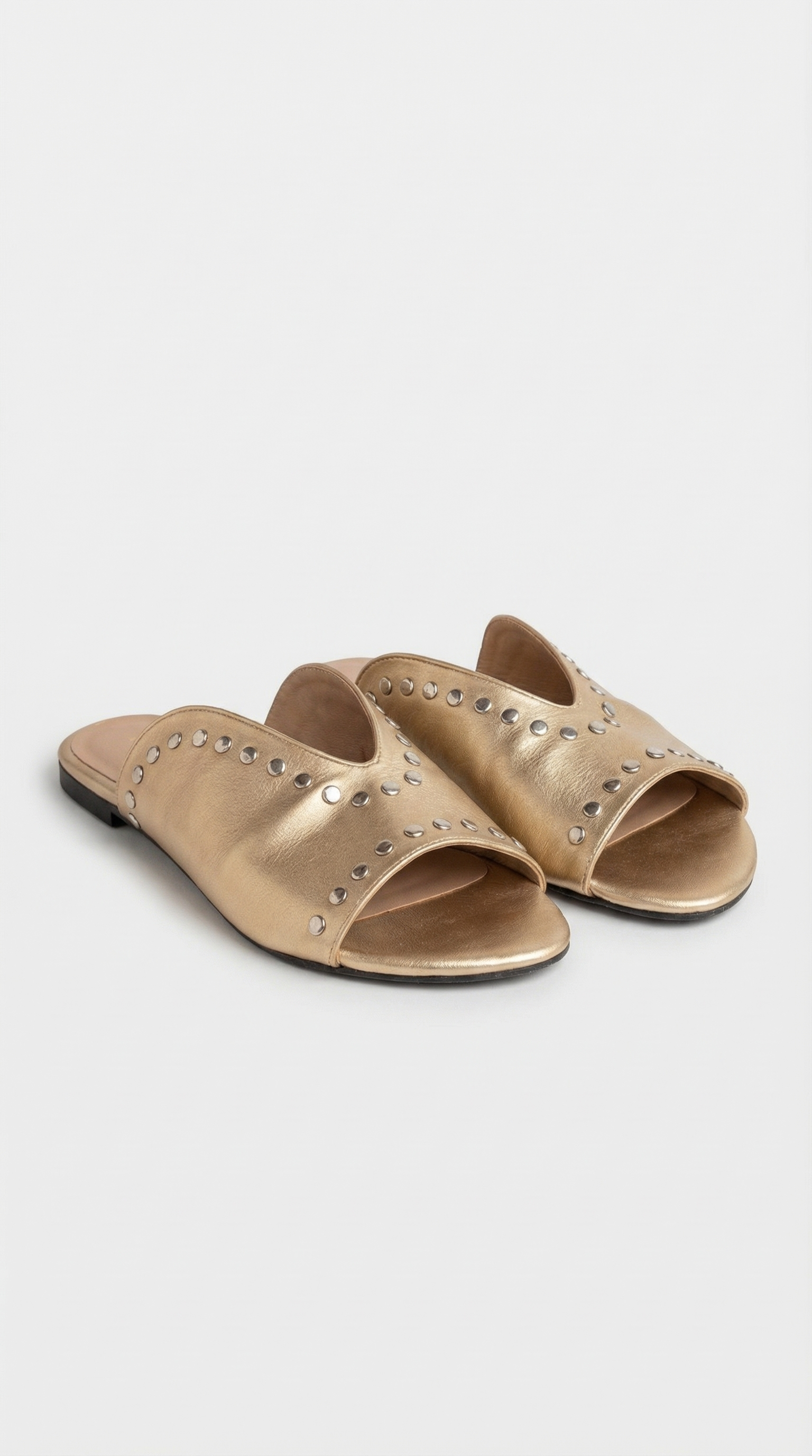 Daro Studded Slipper - Gold
