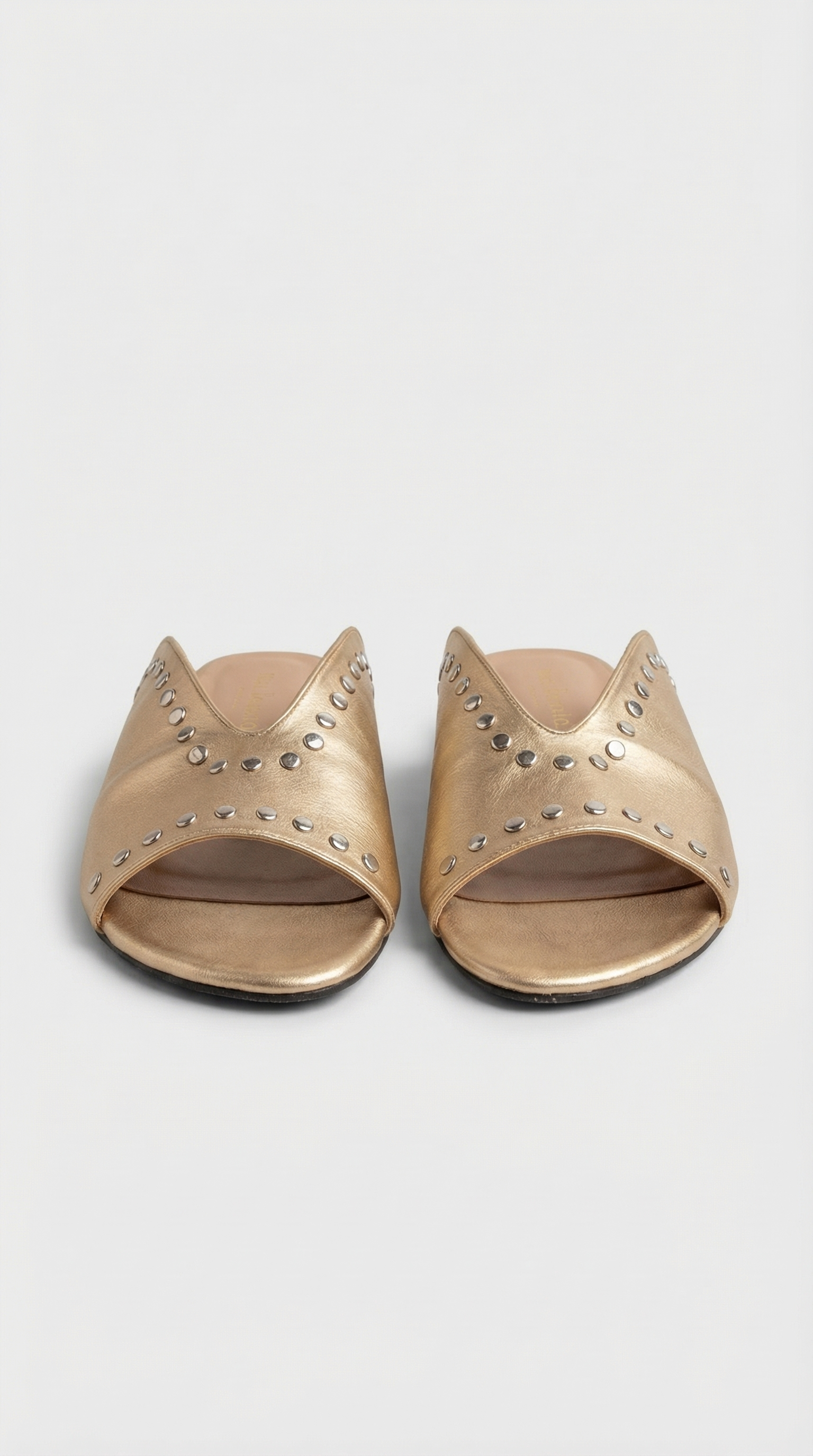 Daro Studded Slipper - Gold