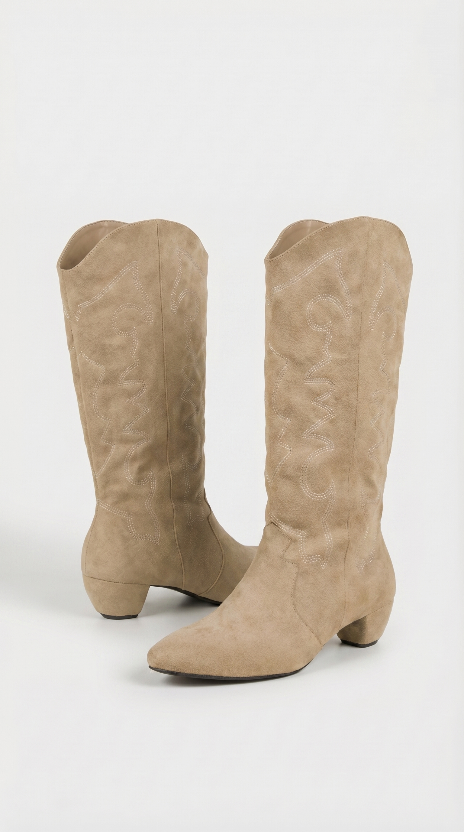 Detalles Suede Cowgirl Boots