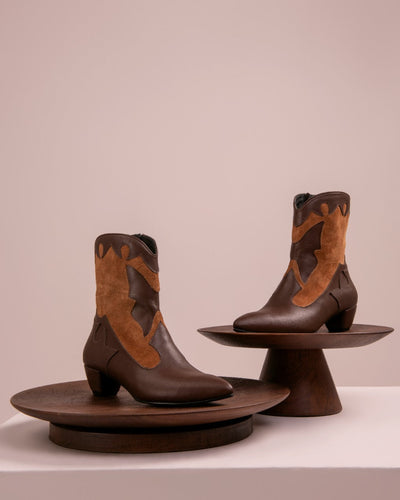 Mariposa Cowgirl Boots - Leather